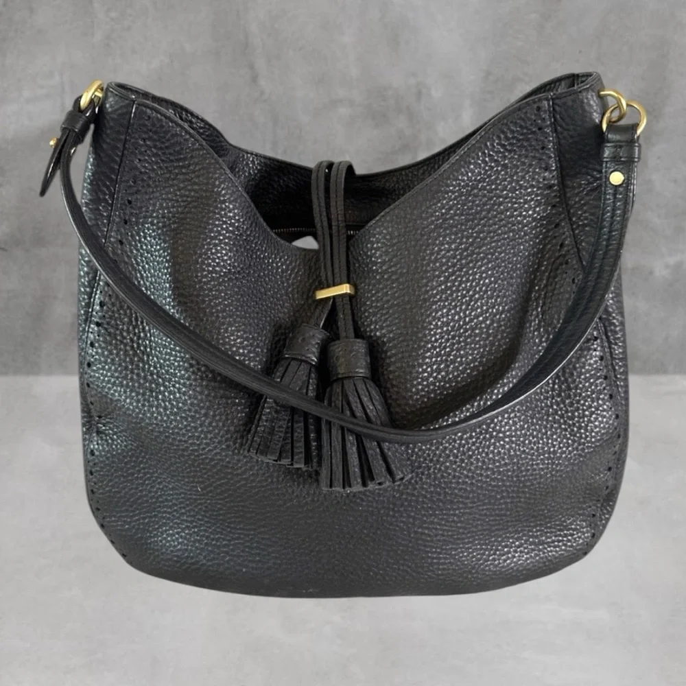 Kate Spade Nori LEATHER Shoulder Bag, Medium. EUC.